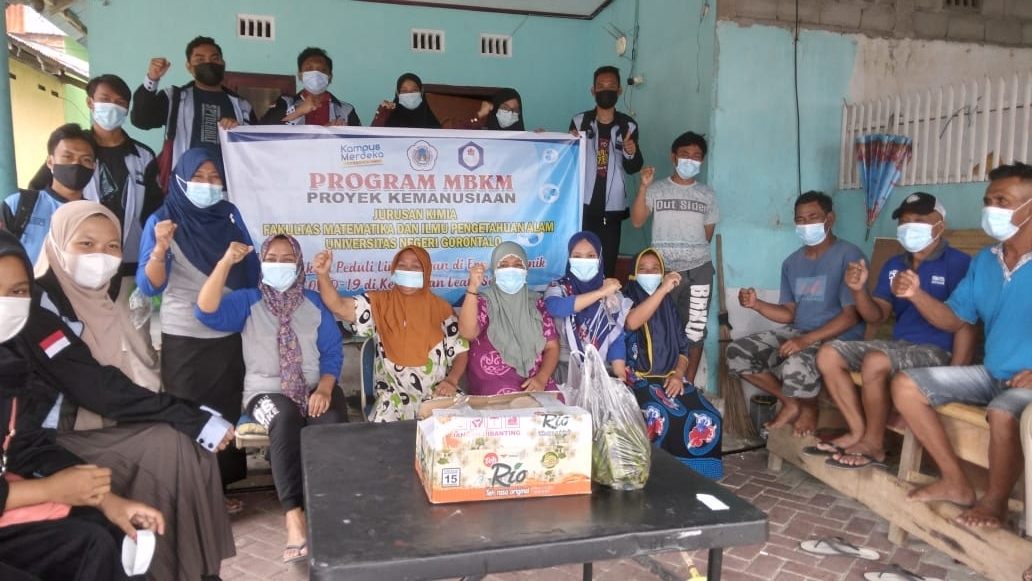 Proyek Kemanusiaan group photo